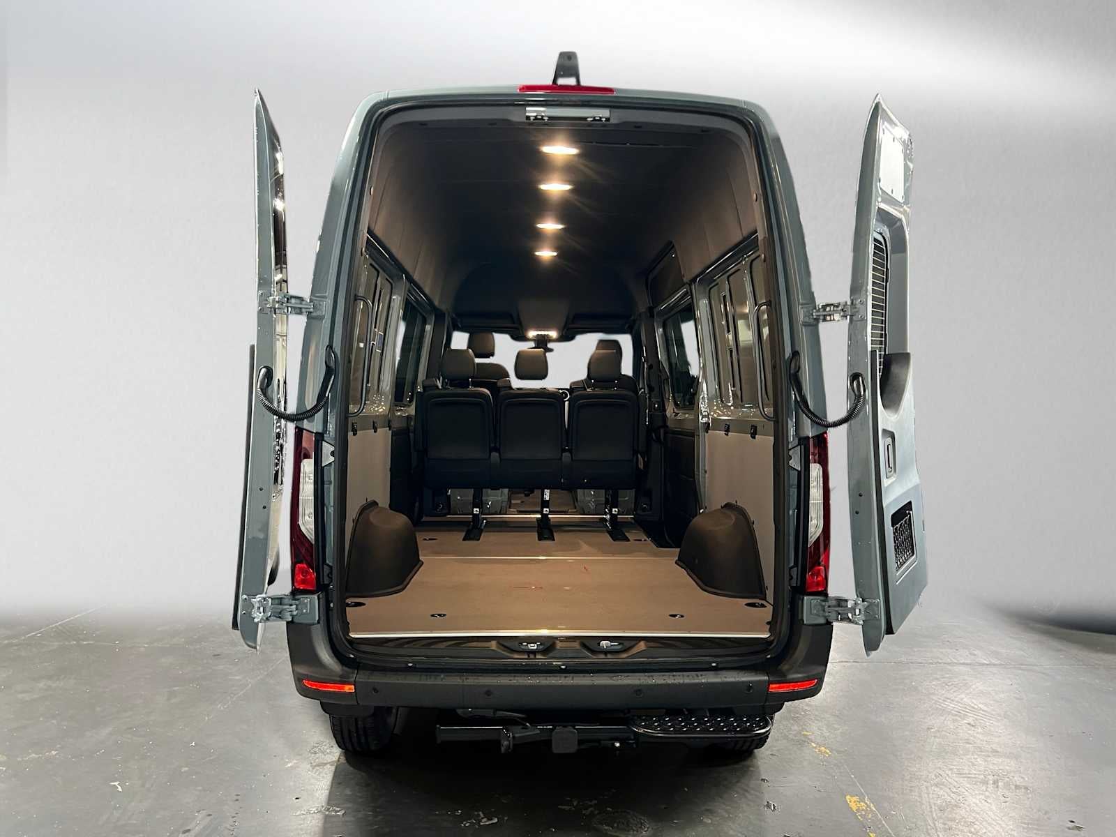 2026 Mercedes-Benz Sprinter 2500 Standard Roof I4 Diesel HO 144 AWD