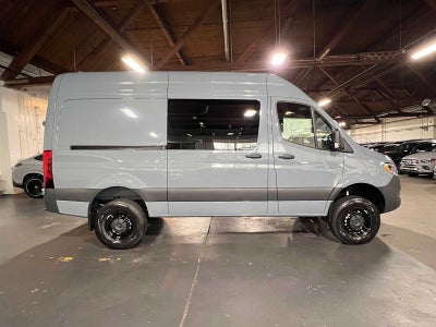 2026 Mercedes-Benz Sprinter 2500 Standard Roof I4 Diesel HO 144 AWD