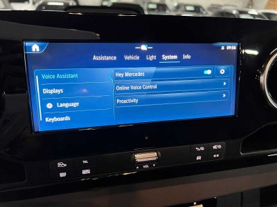 2026 Mercedes-Benz Sprinter 2500 Standard Roof I4 Diesel HO 144 AWD