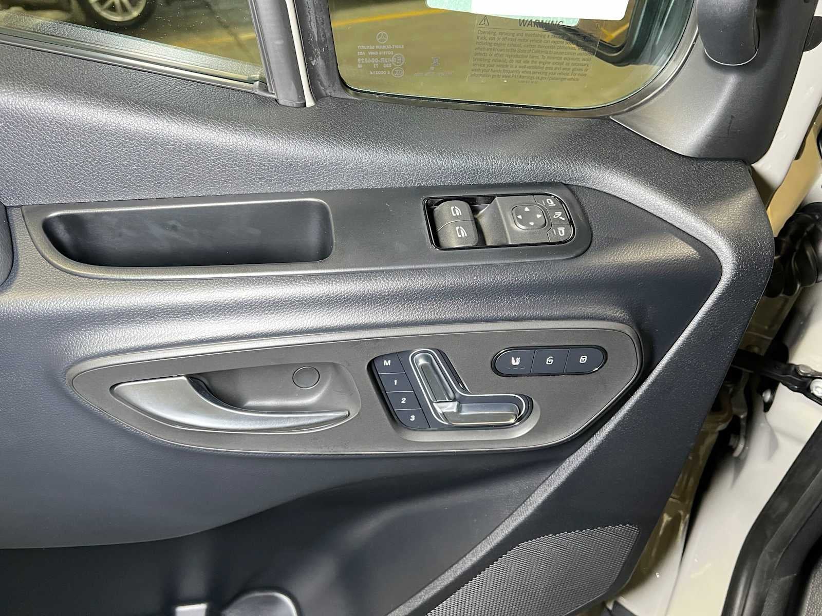 2026 Mercedes-Benz Sprinter Crew 2500 Standard Roof I4 Diesel HO 144 AWD