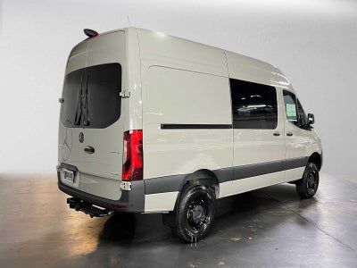 2026 Mercedes-Benz Sprinter Crew 2500 Standard Roof I4 Diesel HO 144 AWD
