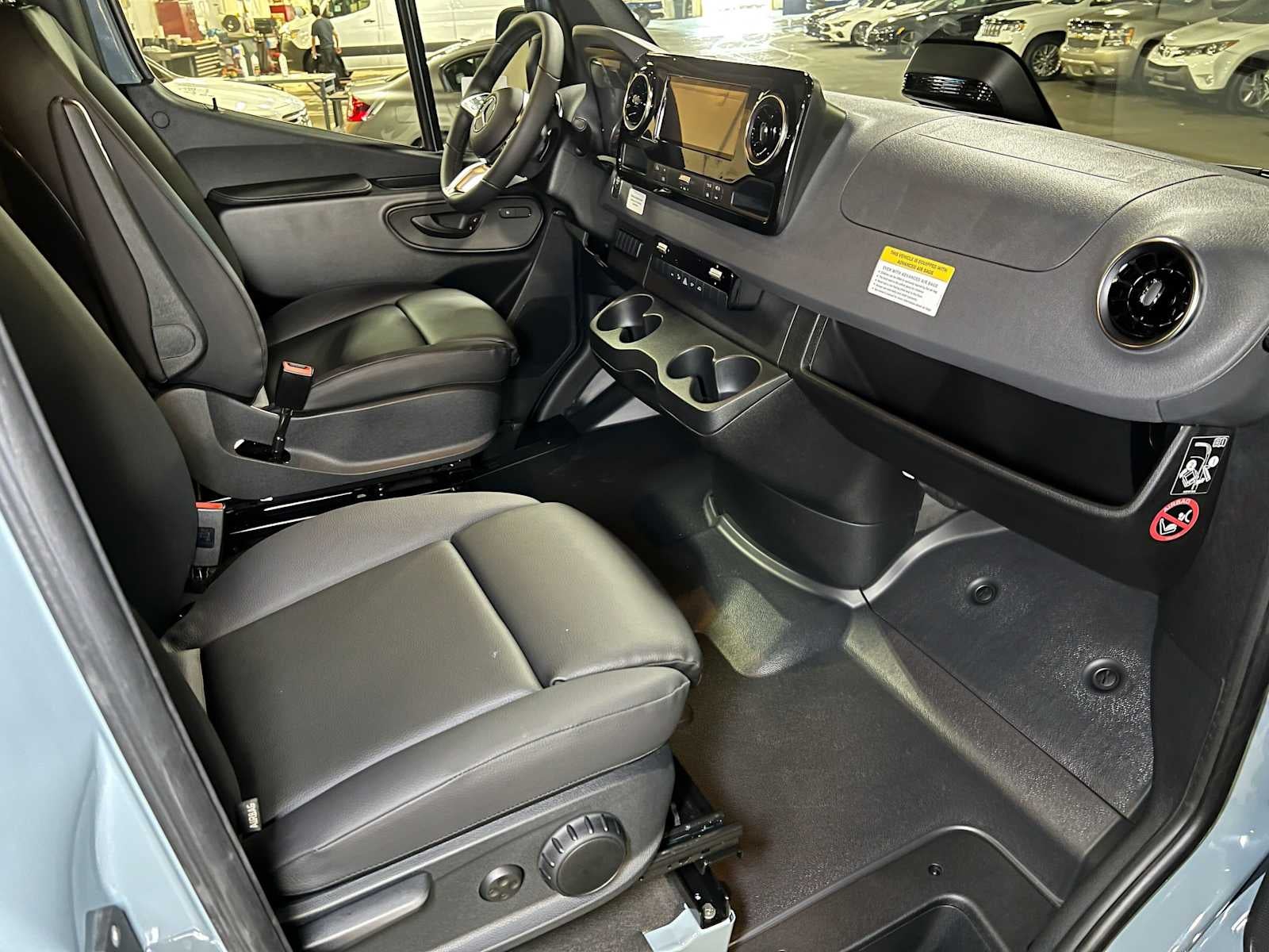 2026 Mercedes-Benz Sprinter Cargo 2500 Standard Roof I4 Diesel HO 144 AWD