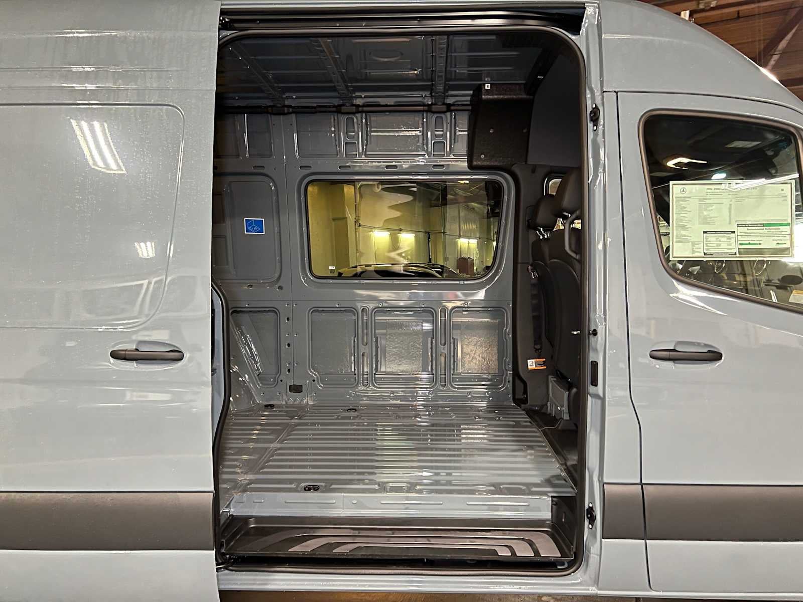 2026 Mercedes-Benz Sprinter Cargo 2500 Standard Roof I4 Diesel HO 144 AWD