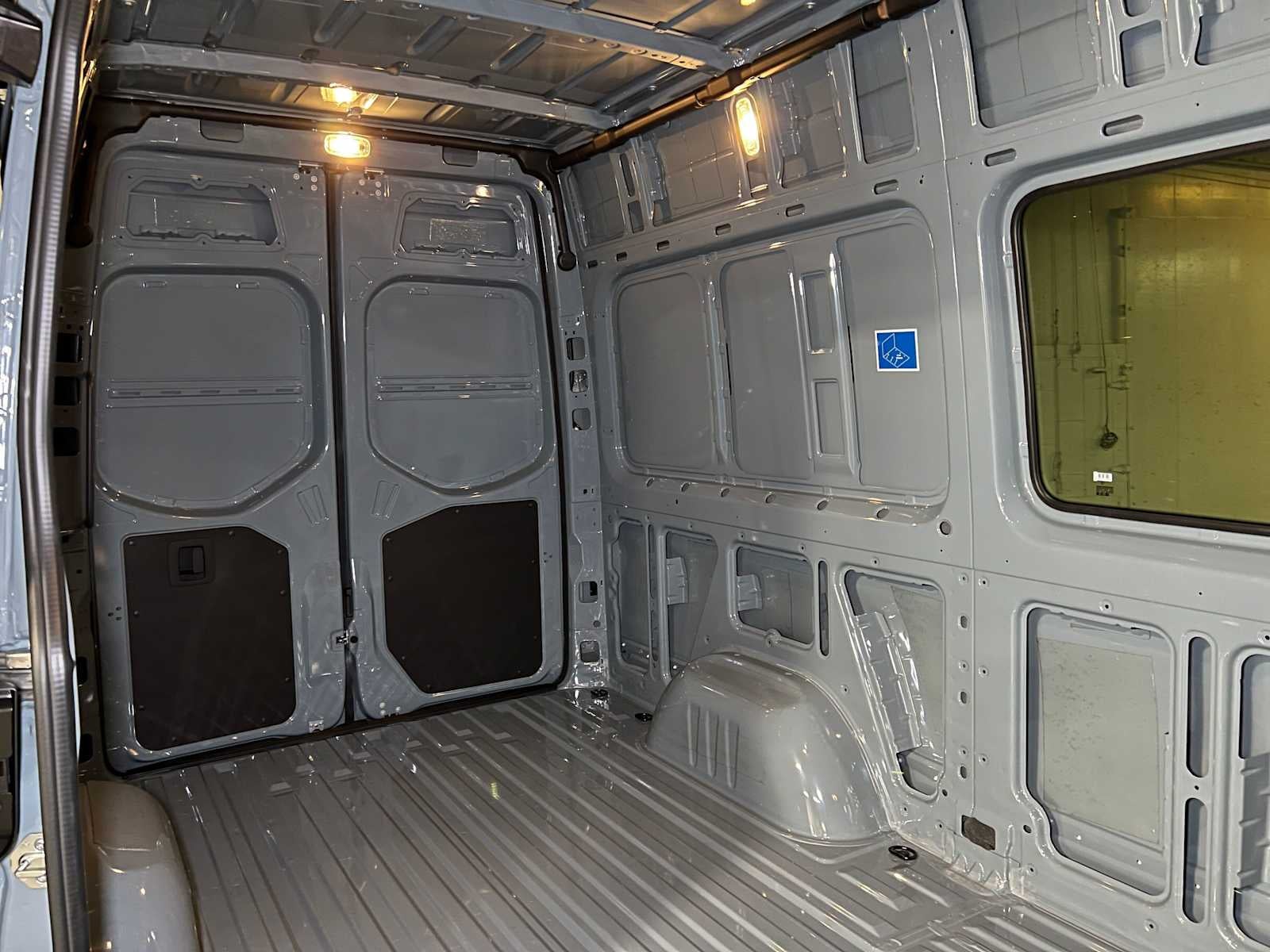 2026 Mercedes-Benz Sprinter Cargo 2500 Standard Roof I4 Diesel HO 144 AWD