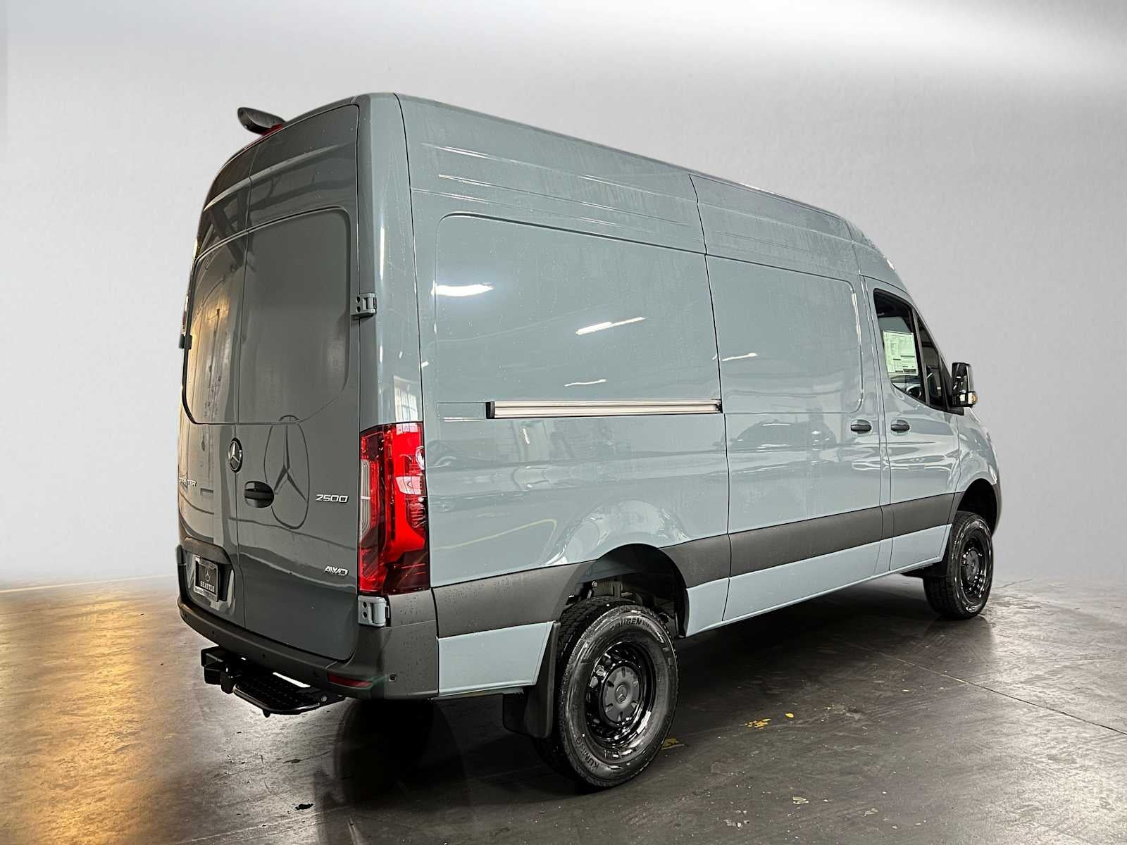 2026 Mercedes-Benz Sprinter Cargo 2500 Standard Roof I4 Diesel HO 144 AWD