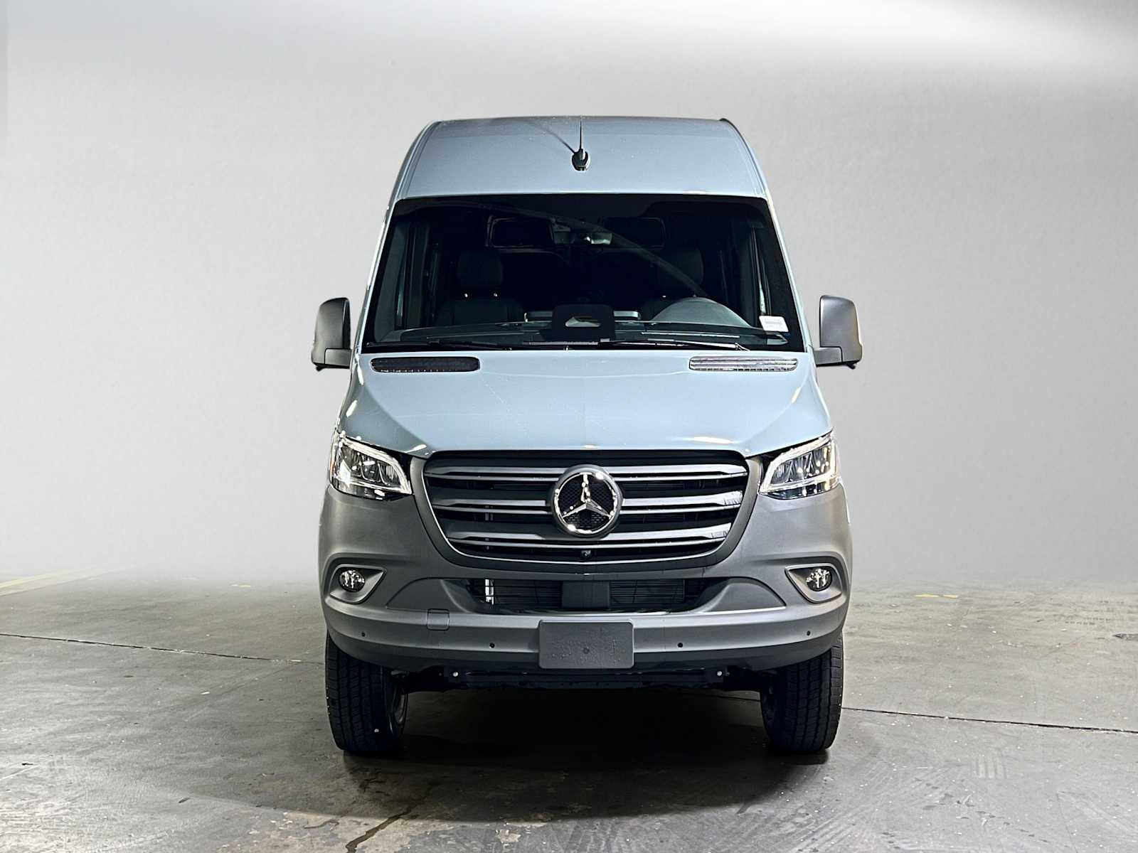 2026 Mercedes-Benz Sprinter Cargo 2500 Standard Roof I4 Diesel HO 144 AWD