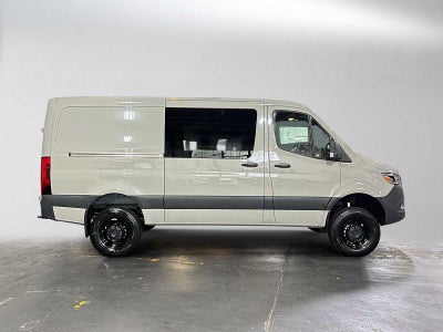 2026 Mercedes-Benz Sprinter Crew 2500 Standard Roof I4 Diesel HO 144 AWD