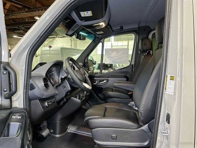 2026 Mercedes-Benz Sprinter Crew 2500 Standard Roof I4 Diesel HO 144 AWD