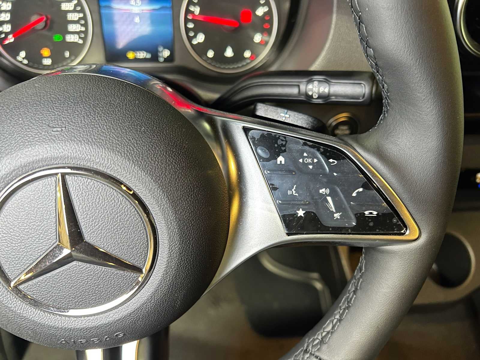 2026 Mercedes-Benz Sprinter Crew 2500 Standard Roof I4 Diesel HO 144 AWD