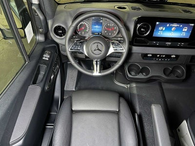 2026 Mercedes-Benz Sprinter Crew 2500 Standard Roof I4 Diesel HO 144 AWD