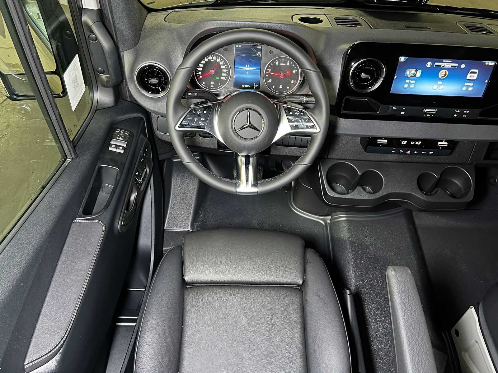 2026 Mercedes-Benz Sprinter Crew 2500 Standard Roof I4 Diesel HO 144 AWD