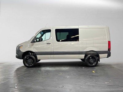 2026 Mercedes-Benz Sprinter Crew 2500 Standard Roof I4 Diesel HO 144 AWD