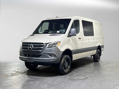 2026 Mercedes-Benz Sprinter Crew 2500 Standard Roof I4 Diesel HO 144 AWD