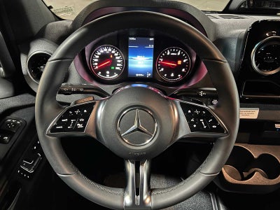 2026 Mercedes-Benz Sprinter 2500 Standard Roof I4 Diesel HO 144 AWD