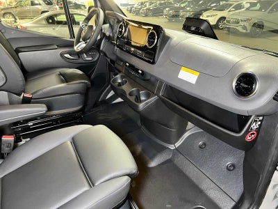 2026 Mercedes-Benz Sprinter Cargo 2500 Standard Roof I4 Diesel HO 144 AWD