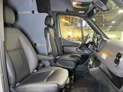 2026 Mercedes-Benz Sprinter Cargo 2500 Standard Roof I4 Diesel HO 144 AWD