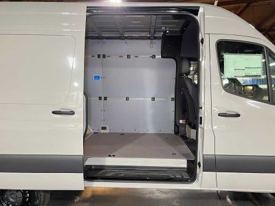 2026 Mercedes-Benz Sprinter Cargo 2500 Standard Roof I4 Diesel HO 144 AWD
