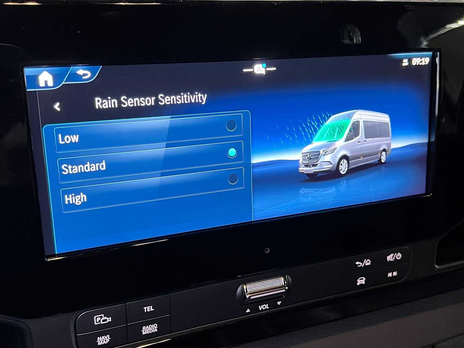 2026 Mercedes-Benz Sprinter Cargo 2500 Standard Roof I4 Diesel HO 144 AWD