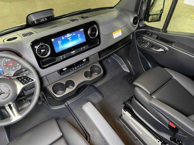 2026 Mercedes-Benz Sprinter Cargo 2500 Standard Roof I4 Diesel HO 144 AWD