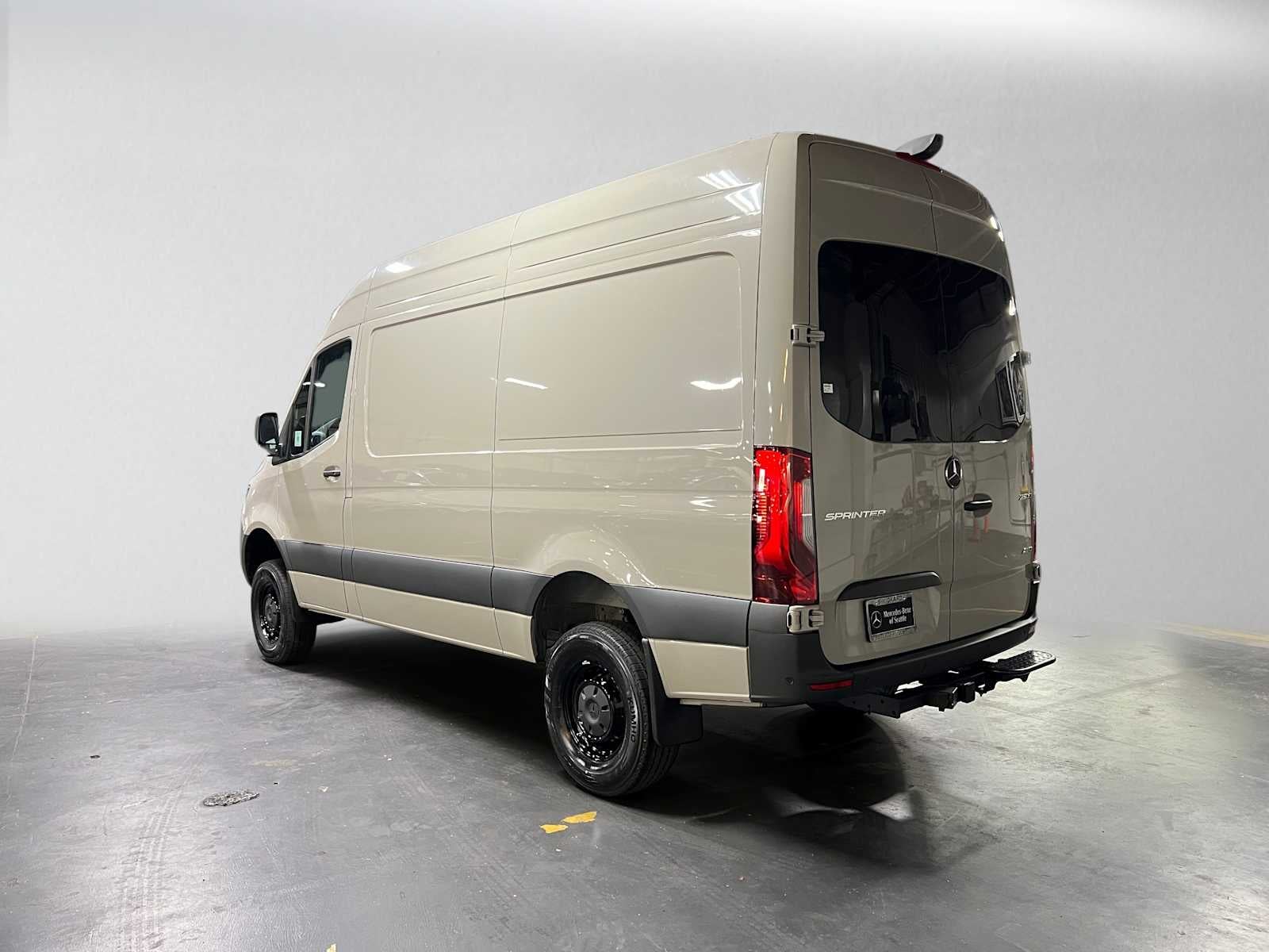 2026 Mercedes-Benz Sprinter Cargo 2500 Standard Roof I4 Diesel HO 144 AWD