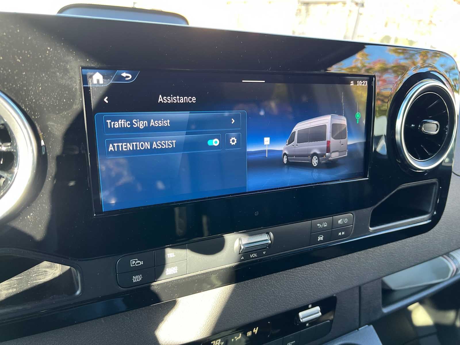 2026 Mercedes-Benz Sprinter Crew 2500 Standard Roof I4 Diesel HO 144 AWD