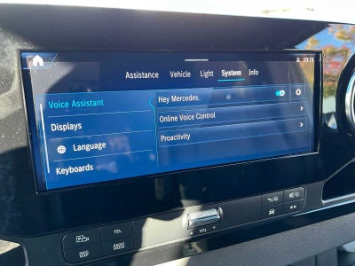 2026 Mercedes-Benz Sprinter Crew 2500 Standard Roof I4 Diesel HO 144 AWD