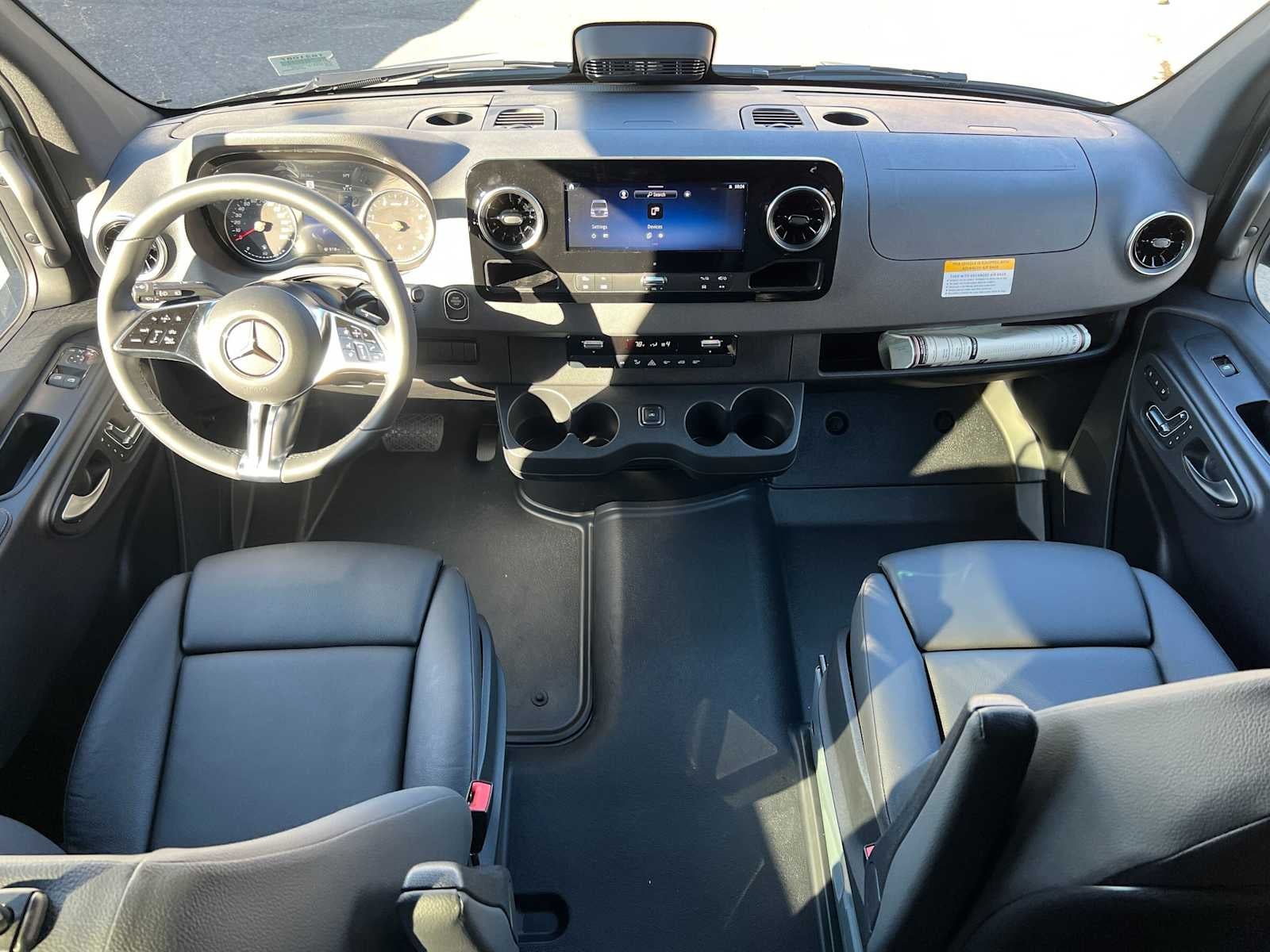 2026 Mercedes-Benz Sprinter Crew 2500 Standard Roof I4 Diesel HO 144 AWD