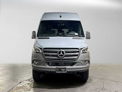 2026 Mercedes-Benz Sprinter Crew 2500 Standard Roof I4 Diesel HO 144 AWD