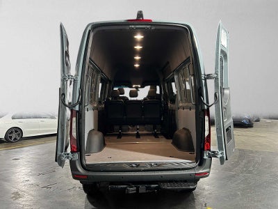 2026 Mercedes-Benz Sprinter Crew 2500 Standard Roof I4 Diesel HO 144 AWD