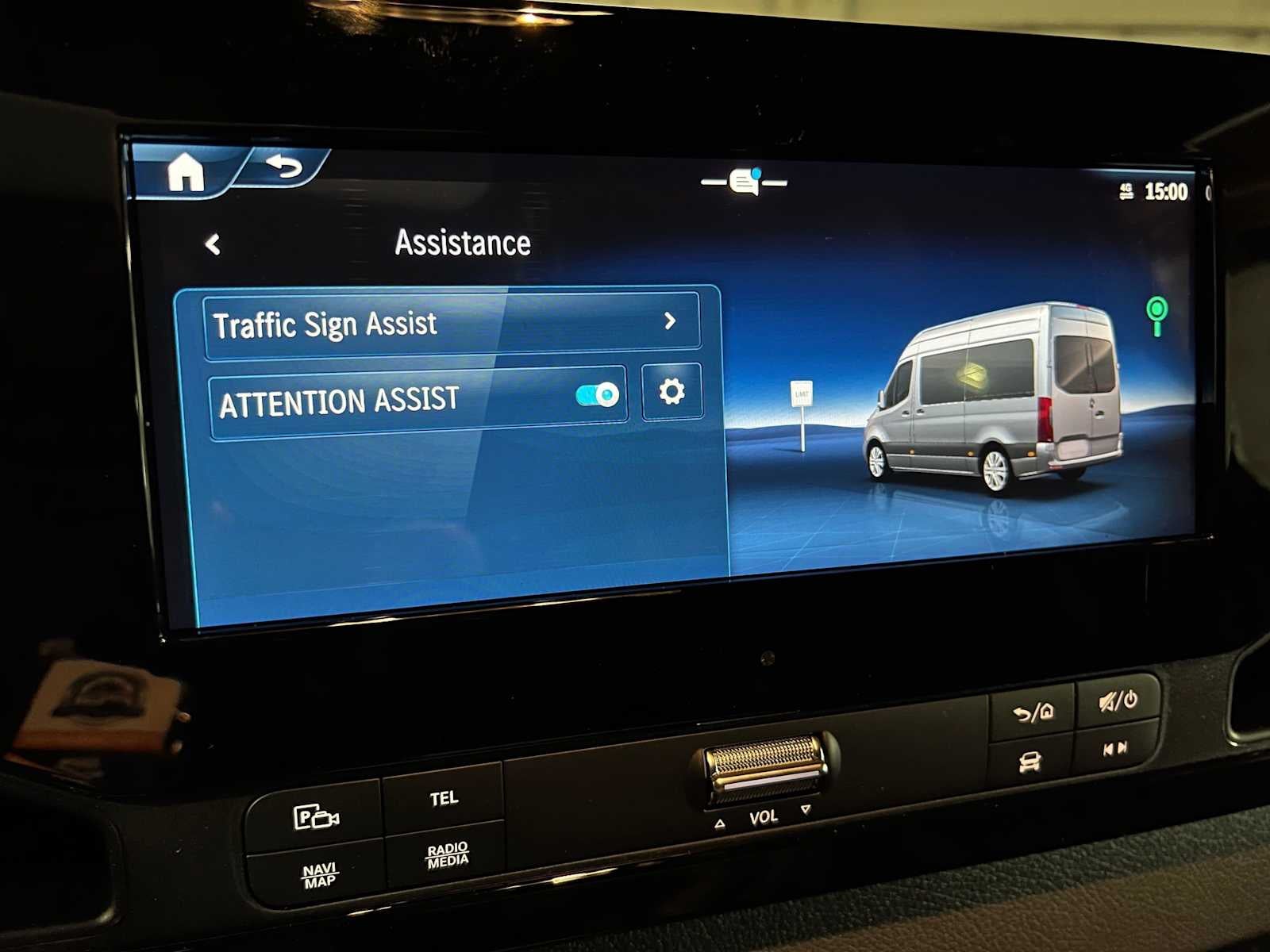 2026 Mercedes-Benz Sprinter Crew 2500 Standard Roof I4 Diesel HO 144 AWD