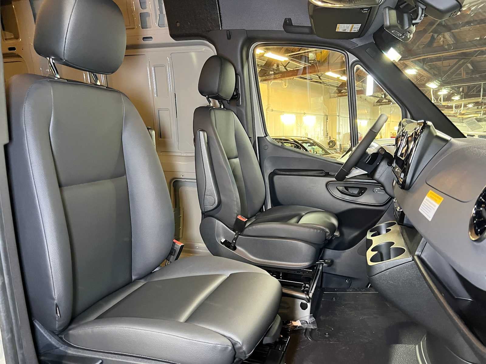 2026 Mercedes-Benz Sprinter Cargo 2500 Standard Roof I4 Diesel HO 144 AWD
