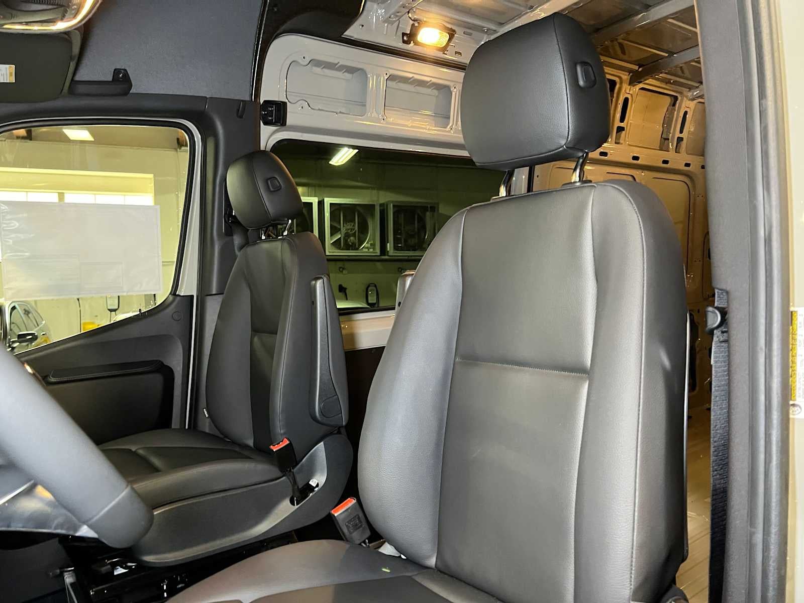 2026 Mercedes-Benz Sprinter Cargo 2500 Standard Roof I4 Diesel HO 144 AWD