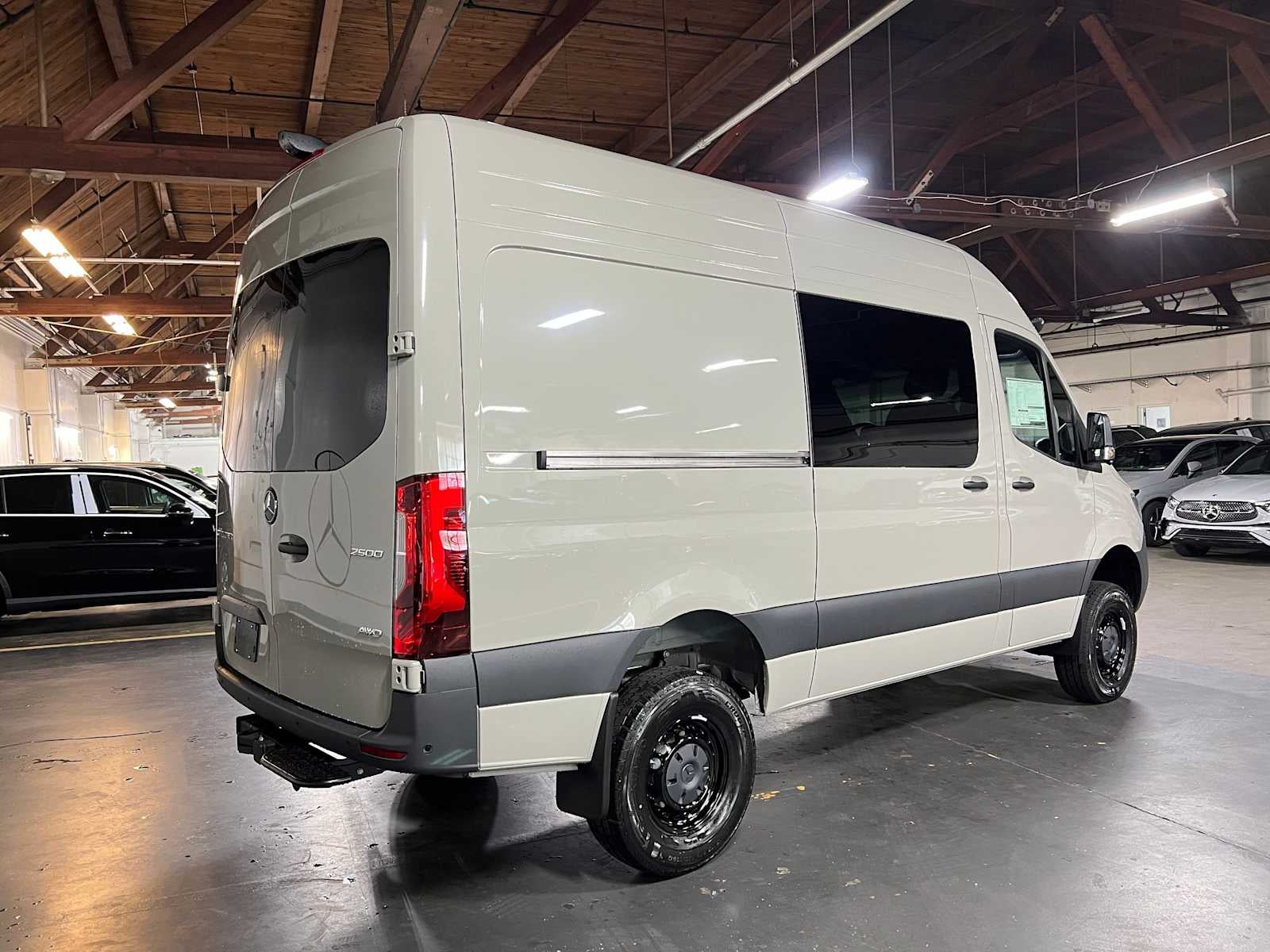 2026 Mercedes-Benz Sprinter Cargo 2500 Standard Roof I4 Diesel HO 144 AWD