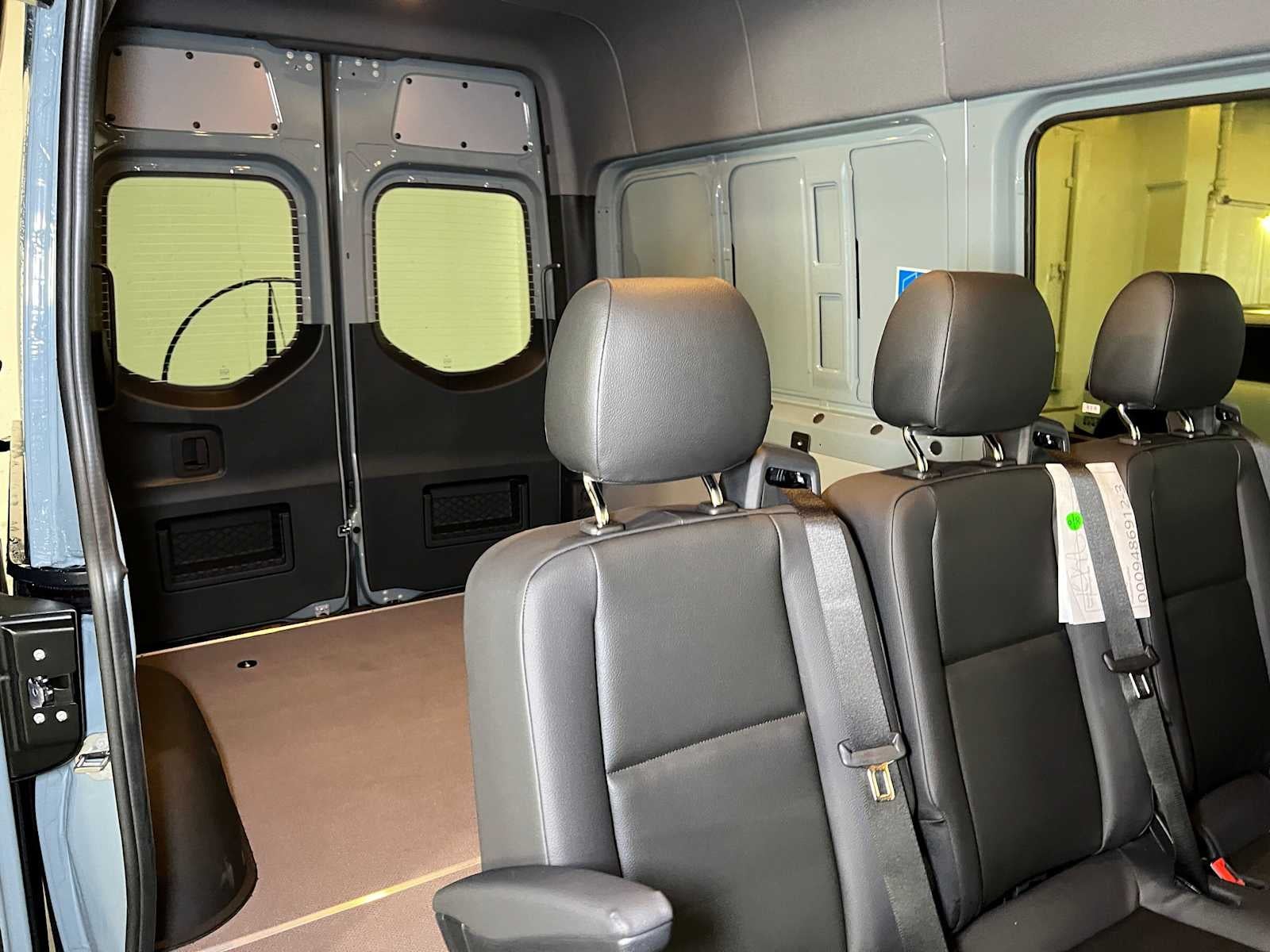 2026 Mercedes-Benz Sprinter Crew 2500 Standard Roof I4 Diesel HO 144 AWD