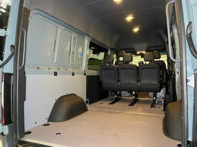 2026 Mercedes-Benz Sprinter Crew 2500 Standard Roof I4 Diesel HO 144 AWD