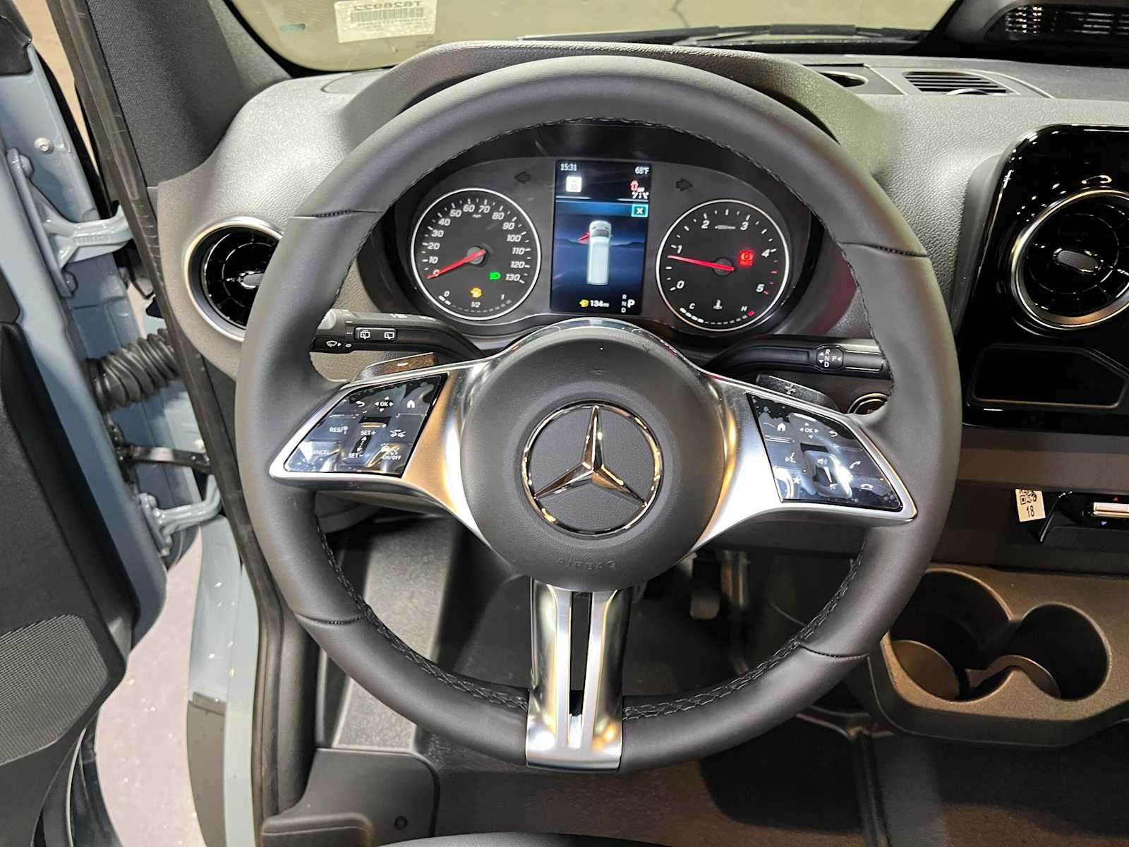 2026 Mercedes-Benz Sprinter Crew 2500 Standard Roof I4 Diesel HO 144 AWD