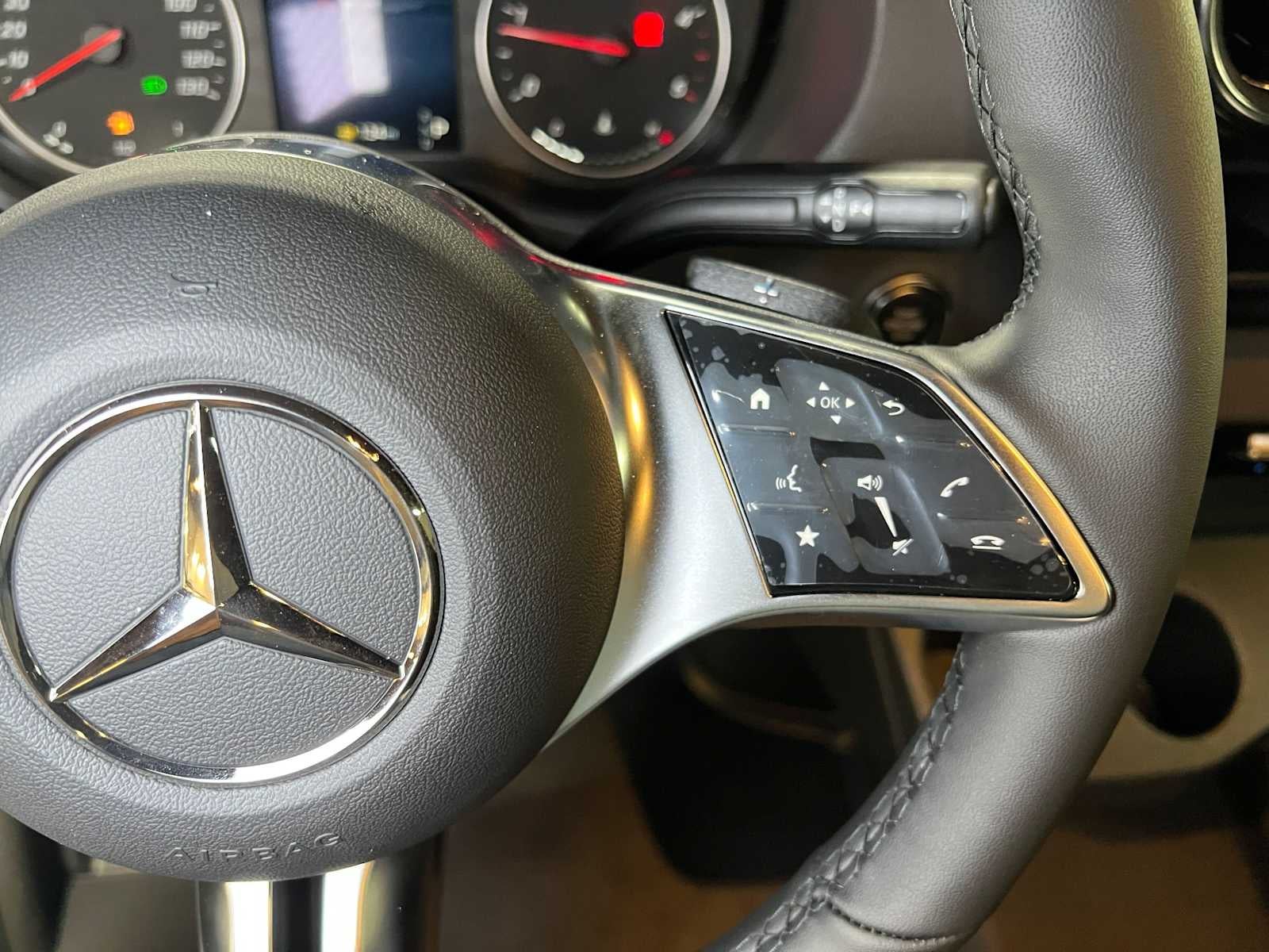 2026 Mercedes-Benz Sprinter Crew 2500 Standard Roof I4 Diesel HO 144 AWD