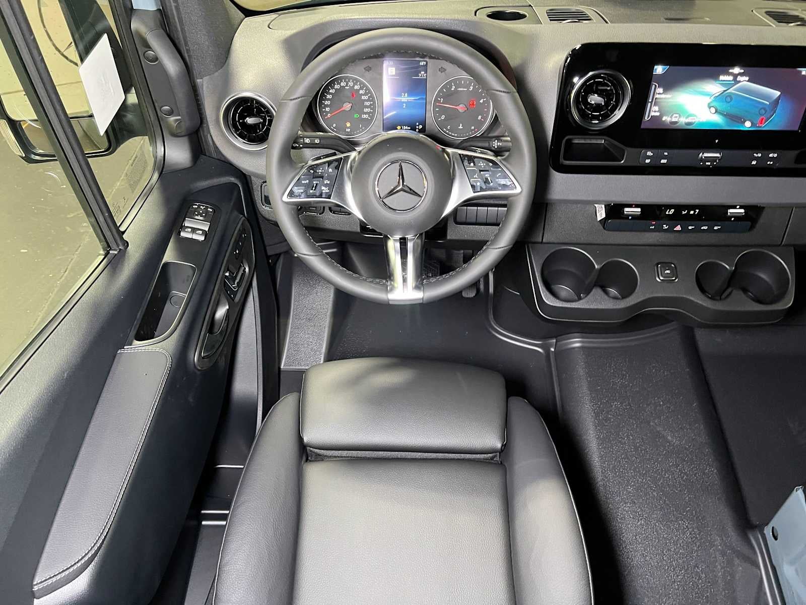 2026 Mercedes-Benz Sprinter Crew 2500 Standard Roof I4 Diesel HO 144 AWD