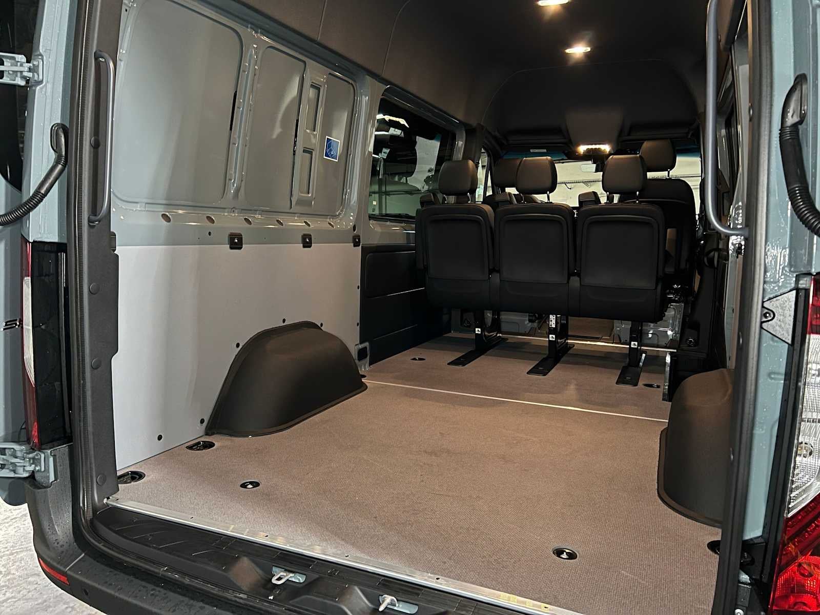 2026 Mercedes-Benz Sprinter 2500 Standard Roof I4 Diesel HO 144 AWD