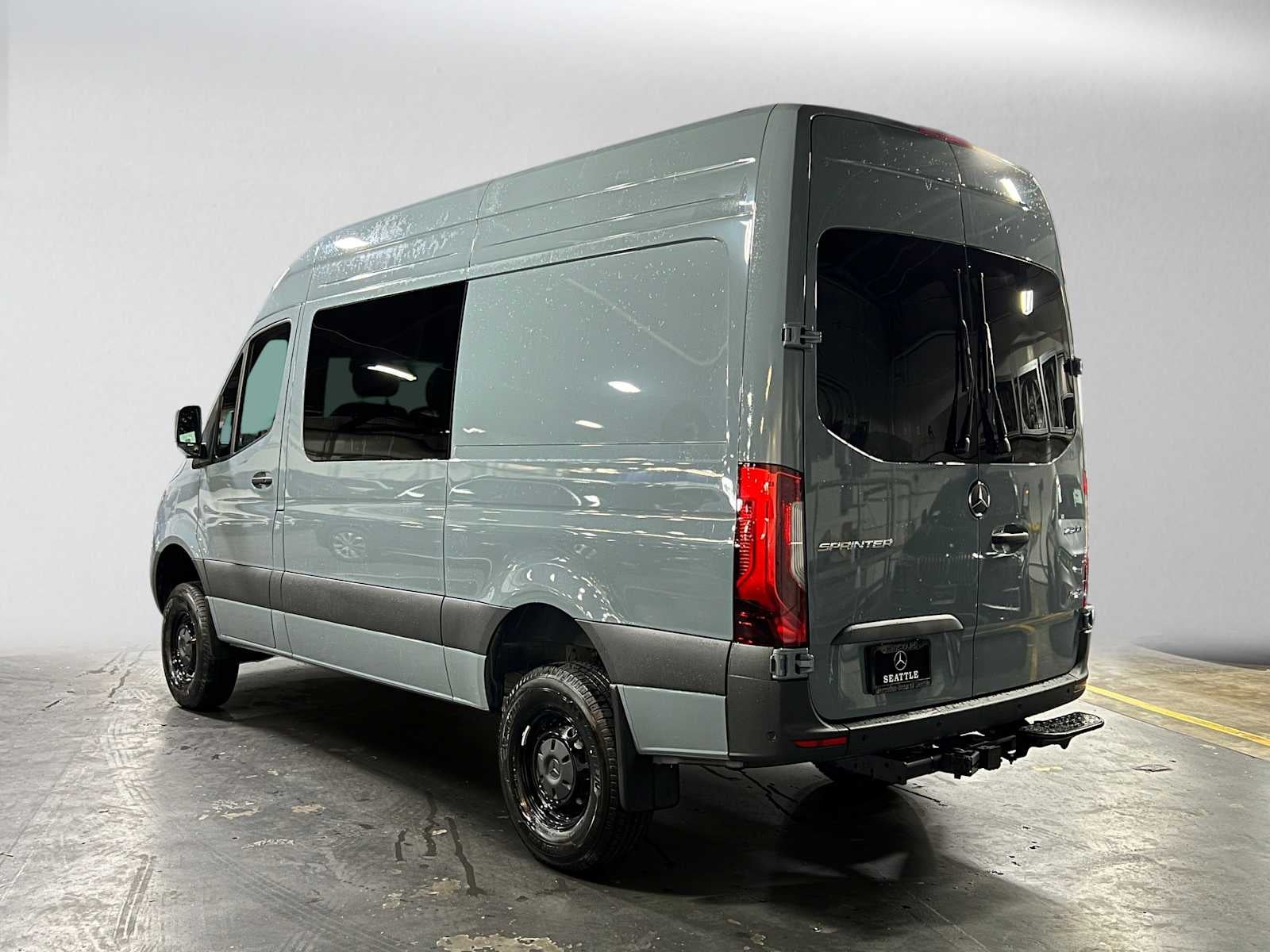 2026 Mercedes-Benz Sprinter 2500 Standard Roof I4 Diesel HO 144 AWD
