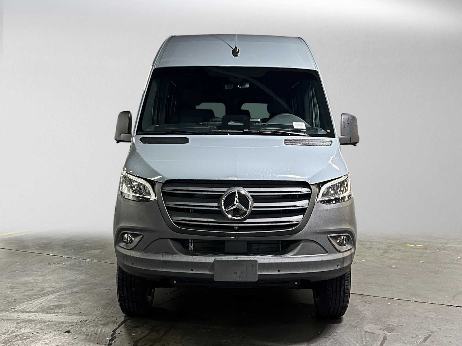 2026 Mercedes-Benz Sprinter 2500 Standard Roof I4 Diesel HO 144 AWD