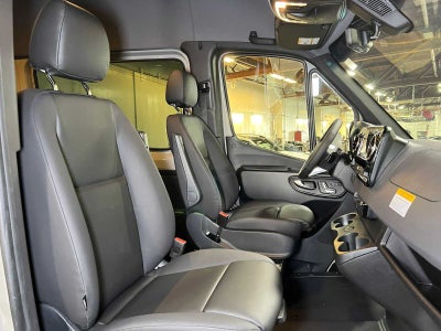 2026 Mercedes-Benz Sprinter 2500 Standard Roof I4 Diesel HO 144 AWD