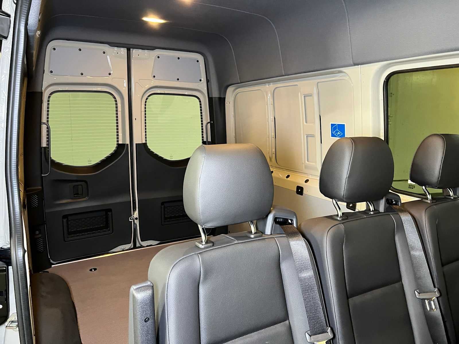 2026 Mercedes-Benz Sprinter 2500 Standard Roof I4 Diesel HO 144 AWD