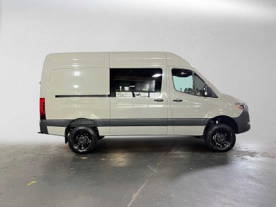 2026 Mercedes-Benz Sprinter 2500 Standard Roof I4 Diesel HO 144 AWD