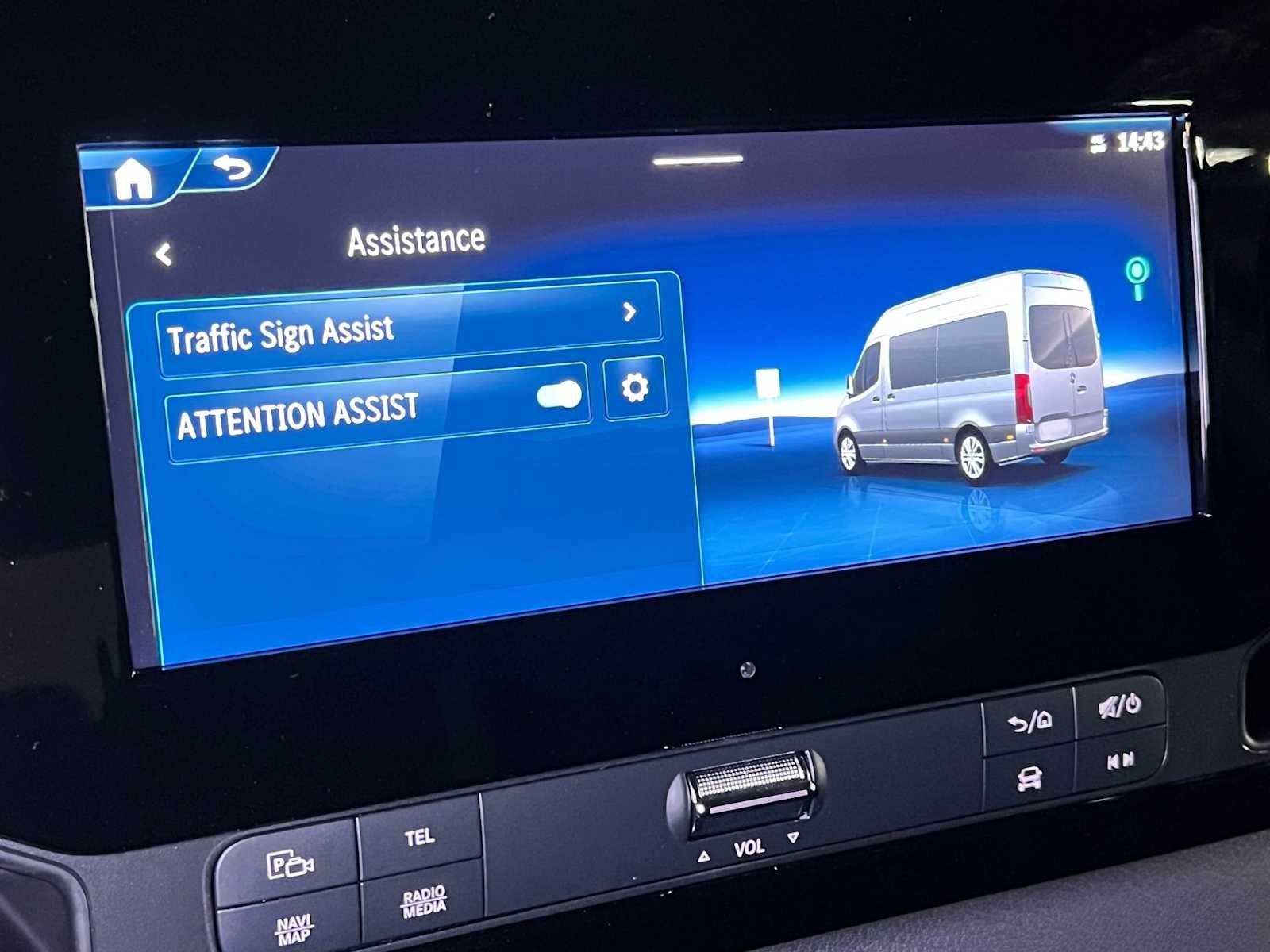 2026 Mercedes-Benz Sprinter 2500 Standard Roof I4 Diesel HO 144 AWD