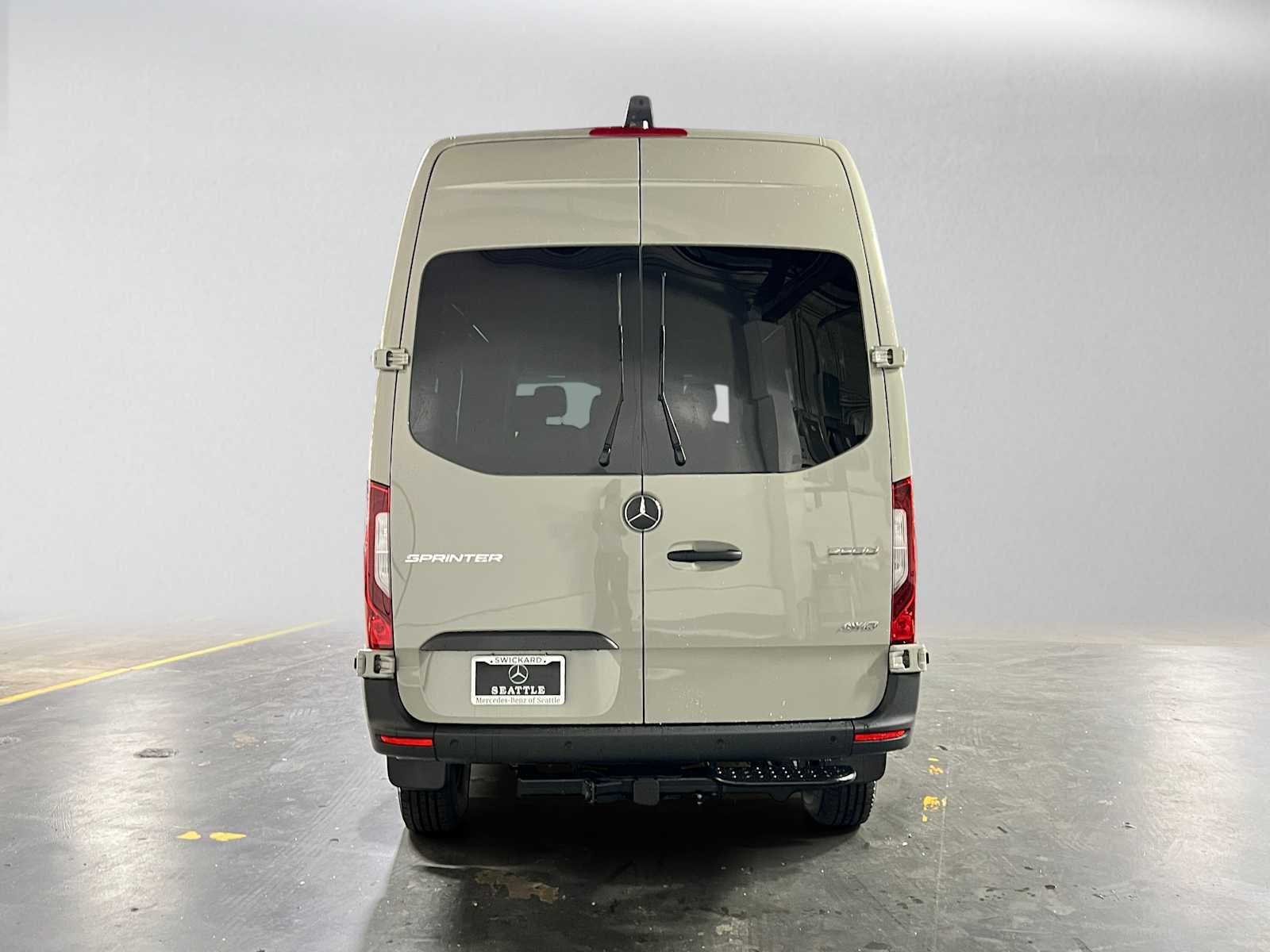 2026 Mercedes-Benz Sprinter 2500 Standard Roof I4 Diesel HO 144 AWD