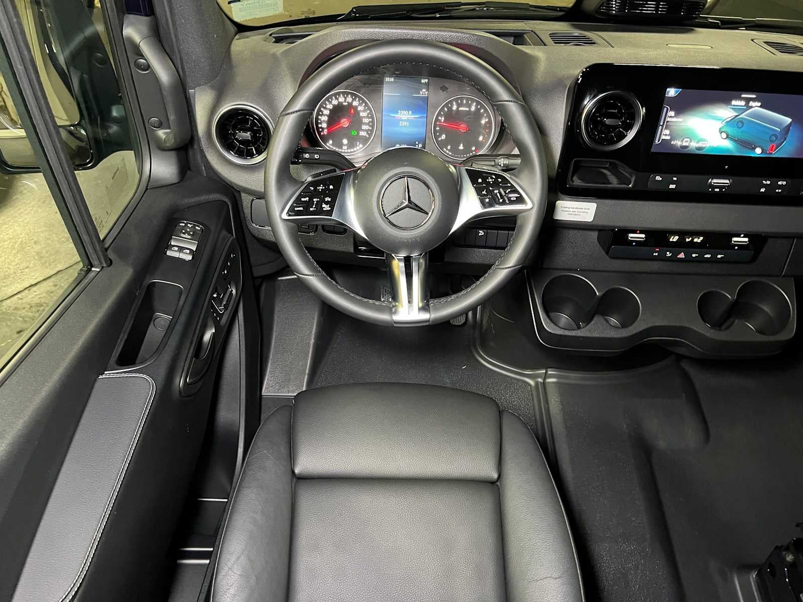 2026 Mercedes-Benz Sprinter Cargo 2500 Standard Roof I4 Diesel HO 144 AWD