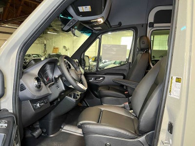 2026 Mercedes-Benz Sprinter 2500 Standard Roof I4 Diesel HO 144 AWD