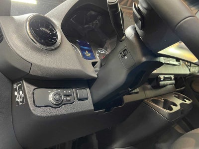 2026 Mercedes-Benz Sprinter 2500 Standard Roof I4 Diesel HO 144 AWD