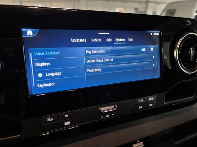 2026 Mercedes-Benz Sprinter 2500 Standard Roof I4 Diesel HO 144 AWD